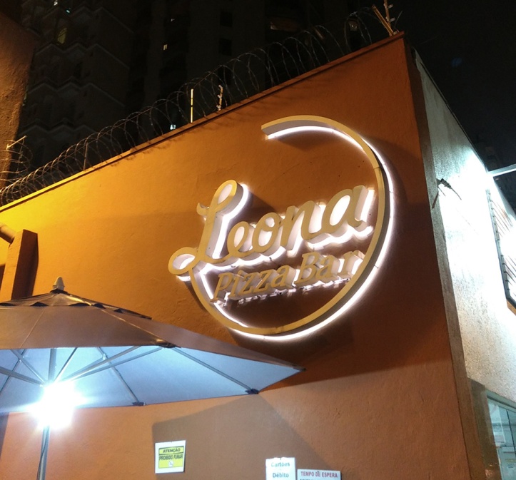 leona pizza bar